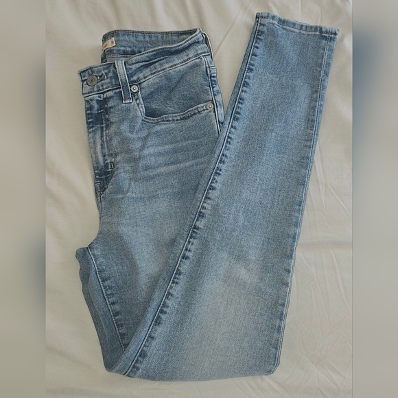 Levi's Premium721 High Rise Skinny Women's Jeans - Picture 3 of 8